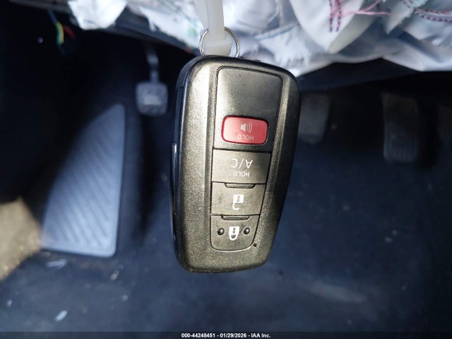 Toyota Prius Prime Xle 2022 JTDKAMFP2N3200658 Image 11