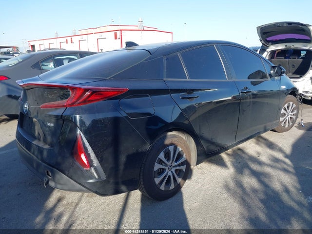 Toyota Prius Prime Xle 2022 JTDKAMFP2N3200658 Image 4