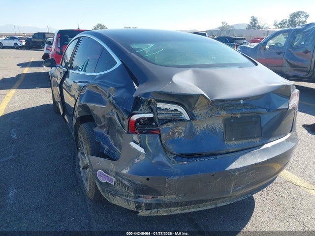 2019 TESLA MODEL 3 5YJ3E1EA6KF308283 Photo 5