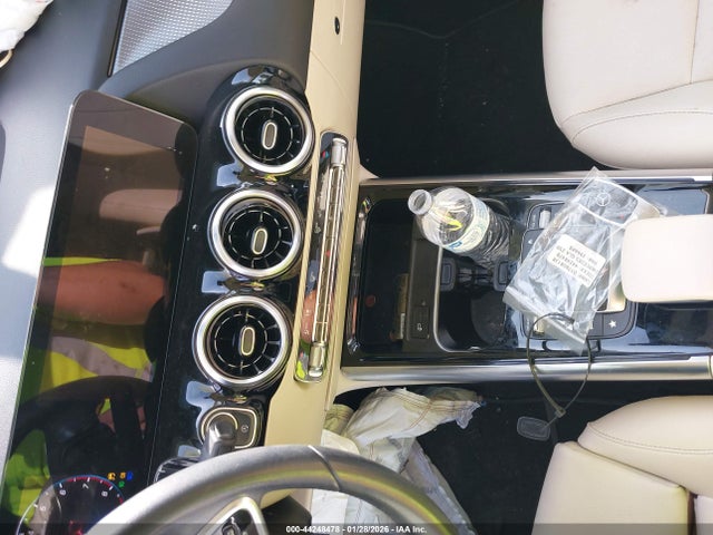 W1N4N4GB8NJ396688 Mercedes-Benz GLA 250