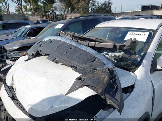 W1N4N4GB8NJ396688 Mercedes-Benz GLA 250