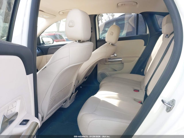 W1N4N4GB8NJ396688 Mercedes-Benz GLA 250
