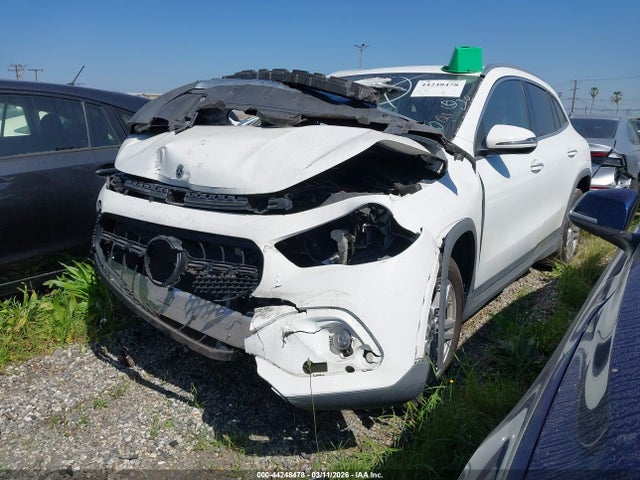 W1N4N4GB8NJ396688 Mercedes-Benz GLA 250