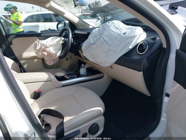 W1N4N4GB8NJ396688 Mercedes-Benz GLA 250