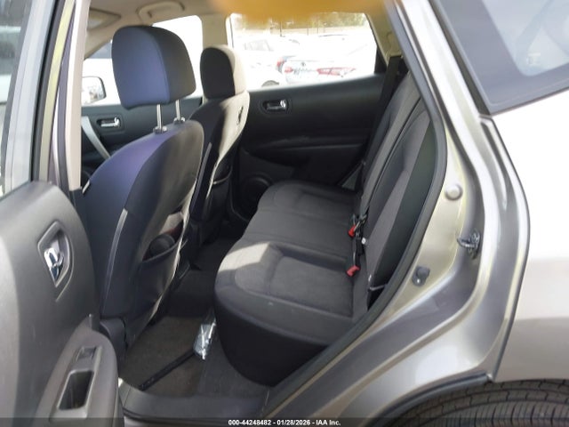 JN8AS5MT1FW164948 Nissan Rogue Select S