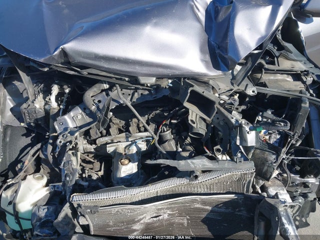 3CZRU5H3XKG712015 Honda HR-V LX