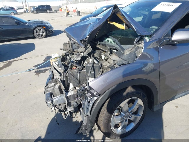 3CZRU5H3XKG712015 Honda HR-V LX
