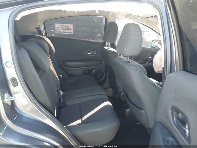 3CZRU5H3XKG712015 Honda HR-V LX