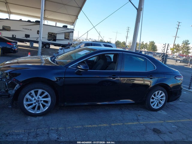 4T1C11AK5RU220266 Toyota CAMRY LE