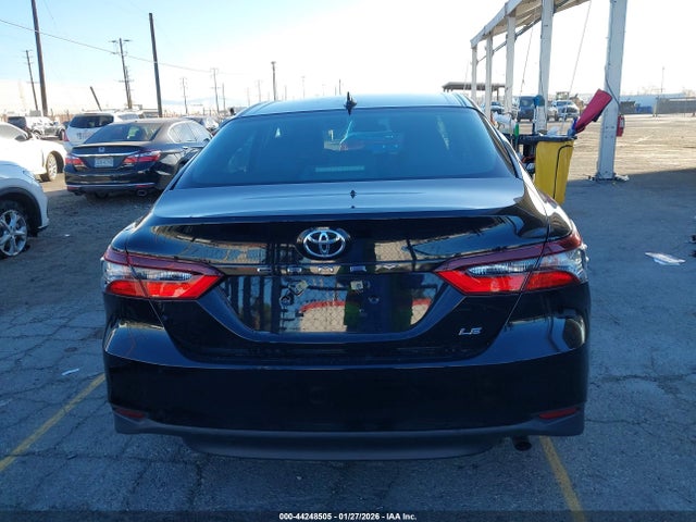 4T1C11AK5RU220266 Toyota CAMRY LE