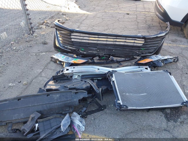4T1C11AK5RU220266 Toyota CAMRY LE