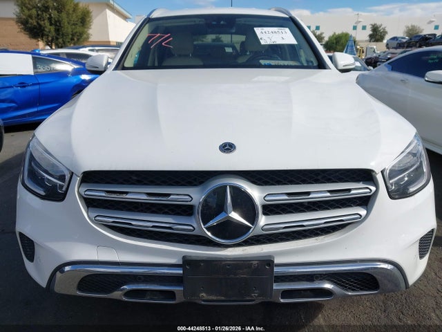 W1N0G8DB7NV332123 Mercedes-Benz Glc 300 Suv