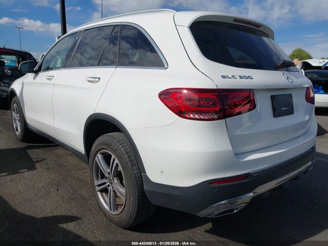 W1N0G8DB7NV332123 Mercedes-Benz Glc 300 Suv