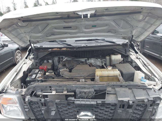 1N6BF0KM2HN805212 Nissan Nv Cargo Nv1500 Sv V6