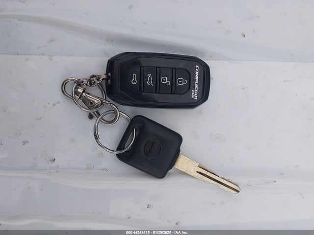 1N6BF0KM2HN805212 Nissan Nv Cargo Nv1500 Sv V6