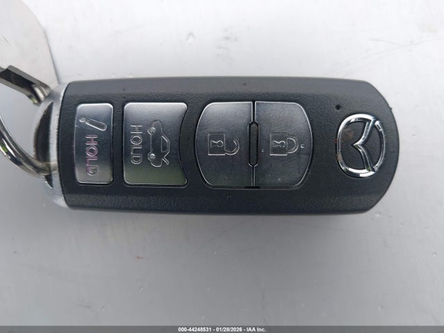 3MZBN1V39JM255681 Mazda Mazda3 Touring