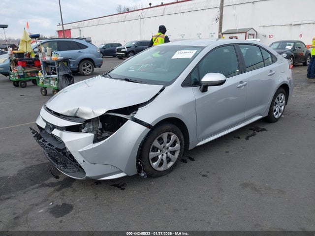 Toyota COROLLA LE 2022 5YFEPMAE2NP286112 Image 2