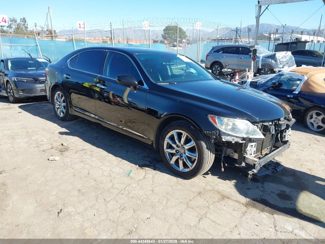 2007 LEXUS LS 460 JTHGL46F275011599