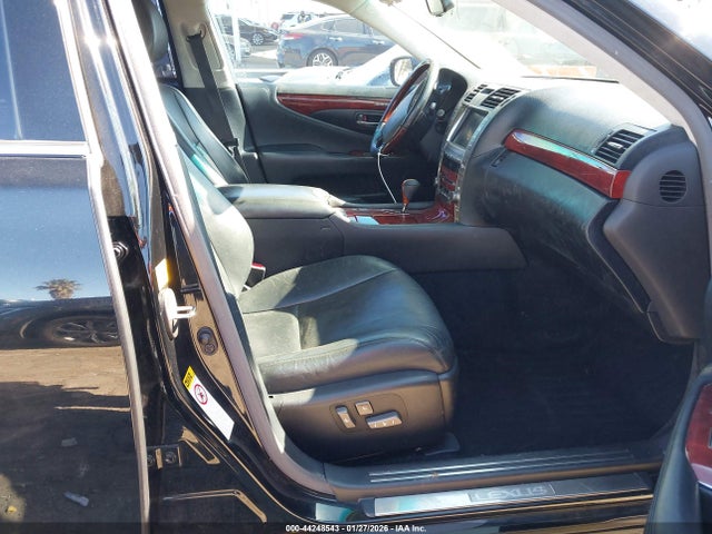 2007 LEXUS LS 460 JTHGL46F275011599 Photo 4