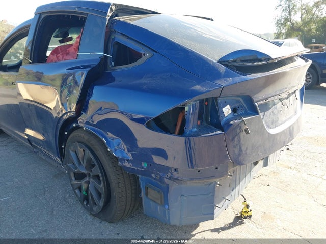 2024 TESLA MODEL X 7SAXCBE57RF444161 Photo 5