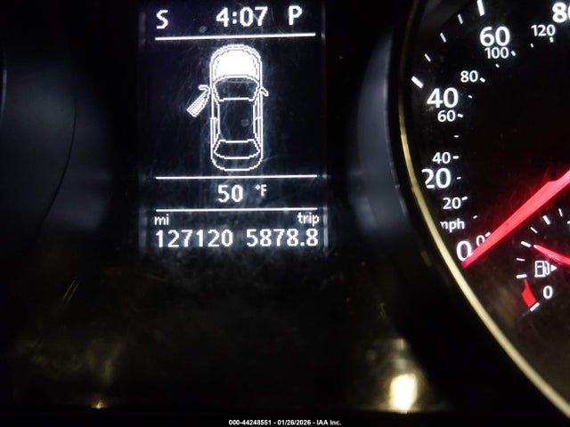 1VWBA7A32JC010808 Volkswagen Passat 2.0t Se