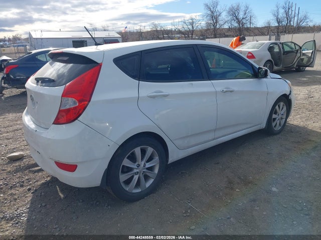 Продажа на аукционе авто 2014 Hyundai Accent Se, vin: KMHCU5AE8EU174743, номер лота: 44248559