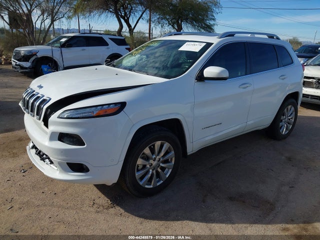1C4PJMJS2HW656941 Jeep Cherokee Overland 4x4