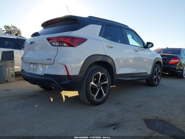 2021 CHEVROLET TRAILBLAZER KL79MUSL1MB078983 Photo 3