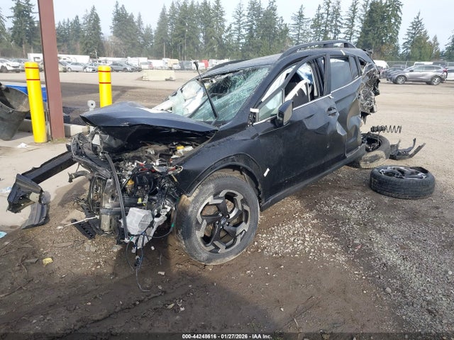Subaru Crosstrek Limited 2023 JF2GTHMC3P8224711 Image 2