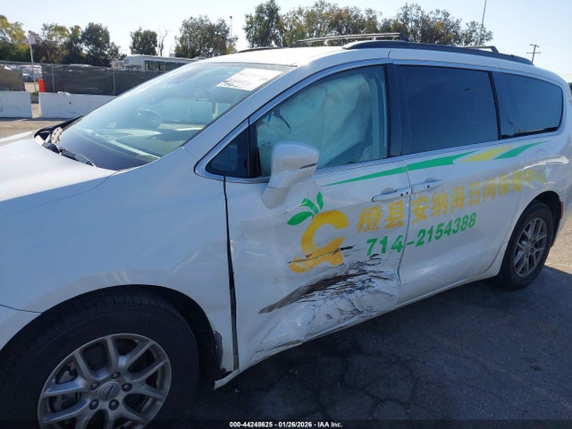 2022 CHRYSLER PACIFICA 2C4RC1BG9NR138518 Photo 5