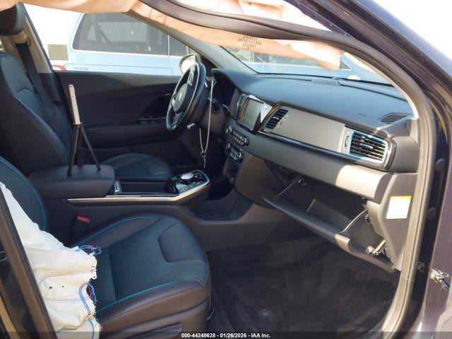 KNDCE3LG0K5024524 KIA Niro Ev Ex Premium