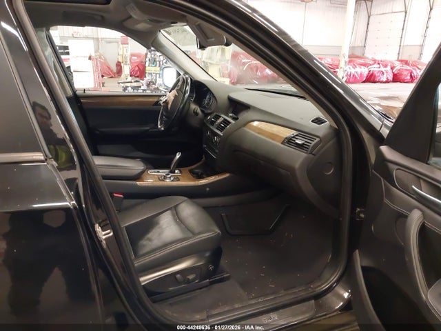 44248636 :رقم المزاد ، 5UXWX5C54BL707922 vin ، 2011 Bmw X3 Xdrive28i مزاد بيع