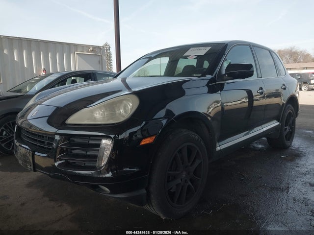 2010 PORSCHE CAYENNE WP1AA2AP8ALA03543 Photo 1