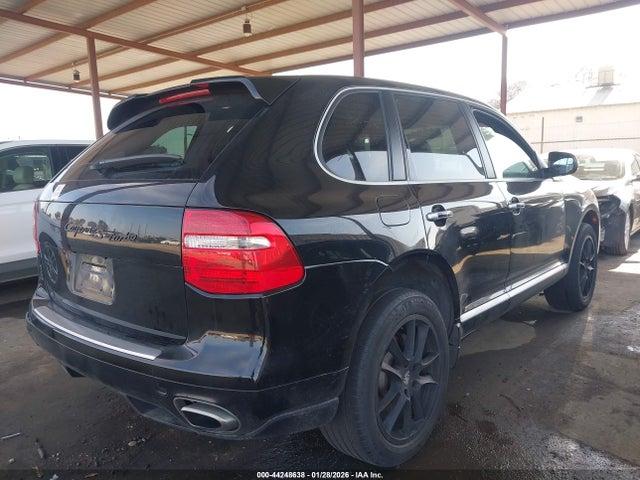 2010 PORSCHE CAYENNE WP1AA2AP8ALA03543 Photo 3