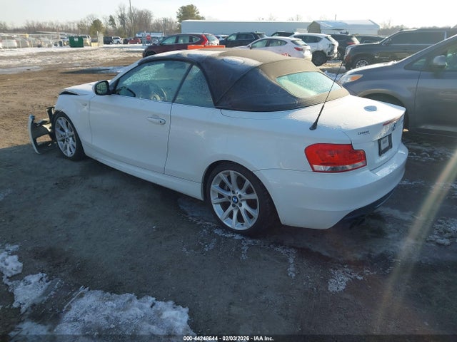 2013 BMW 135I WBAUN7C55DVM27912 Photo 2