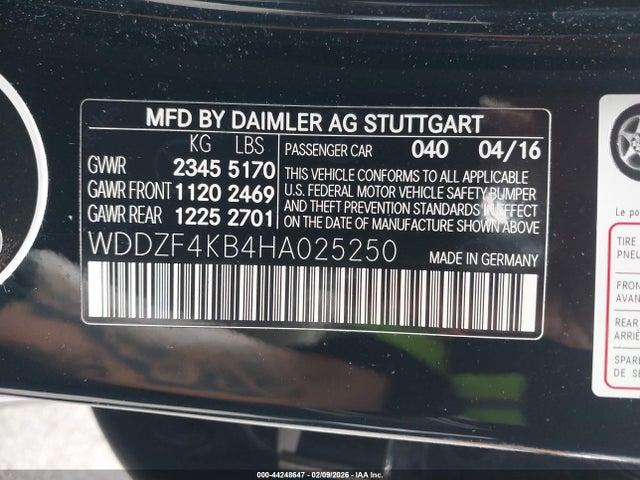 44248647 :رقم المزاد ، WDDZF4KB4HA025250 vin ، 2017 Mercedes-benz E 300 4matic مزاد بيع