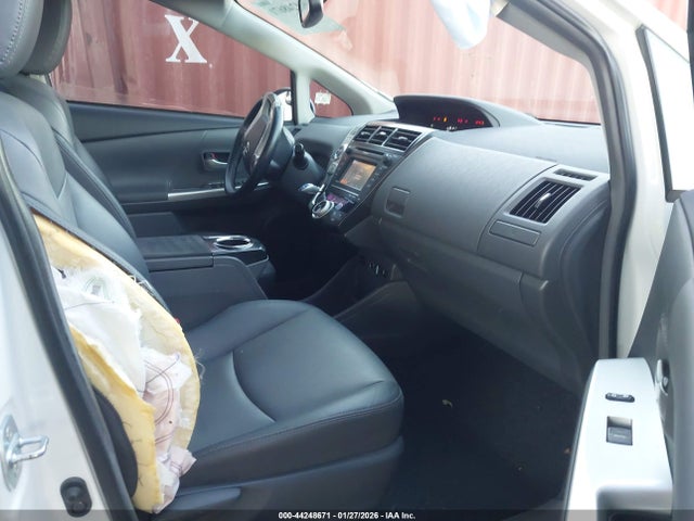 JTDZN3EU1EJ003156 Toyota Prius V Five