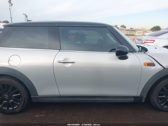 WMWXM5C54FT938997 Mini Hardtop Cooper