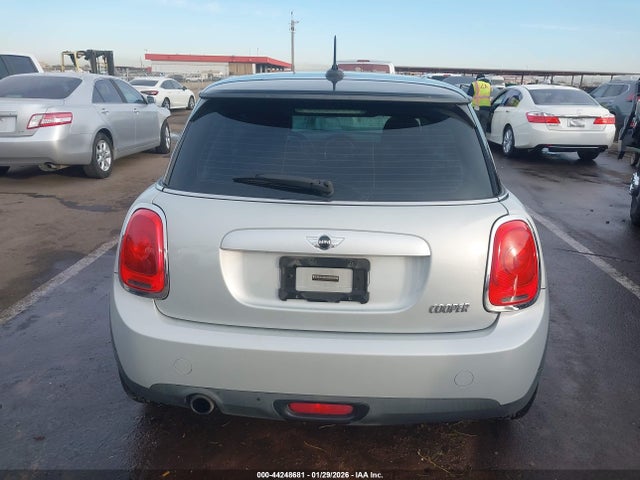 WMWXM5C54FT938997 Mini Hardtop Cooper