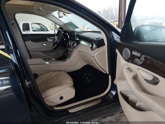 2019 MERCEDES-BENZ GLC 350E WDC0G5EB5KF517033 Photo 4