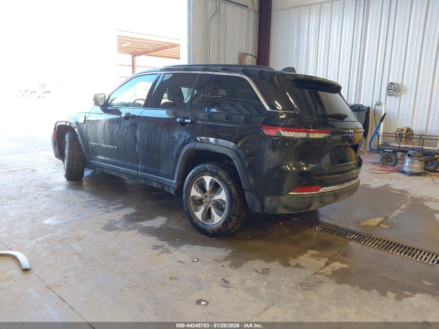2024 JEEP GRAND CHEROKEE 4XE 1C4RJYB63RC129639 Photo 2
