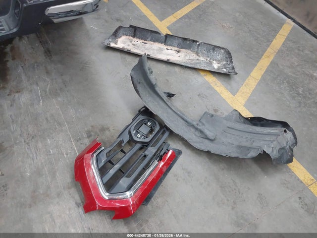 5TFAX5GN3KX136938 Toyota Tacoma Sr5
