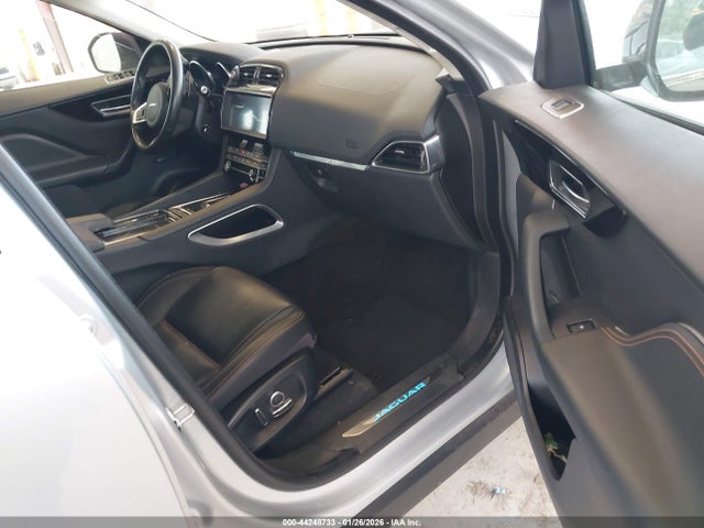 2020 JAGUAR F-PACE SADCK2GX2LA638243 Photo 4