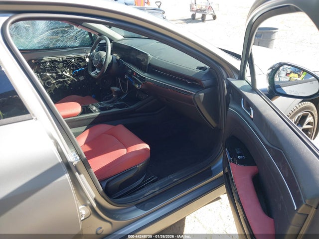 KNAG64J7XS5319991 KIA K5 Gt-line