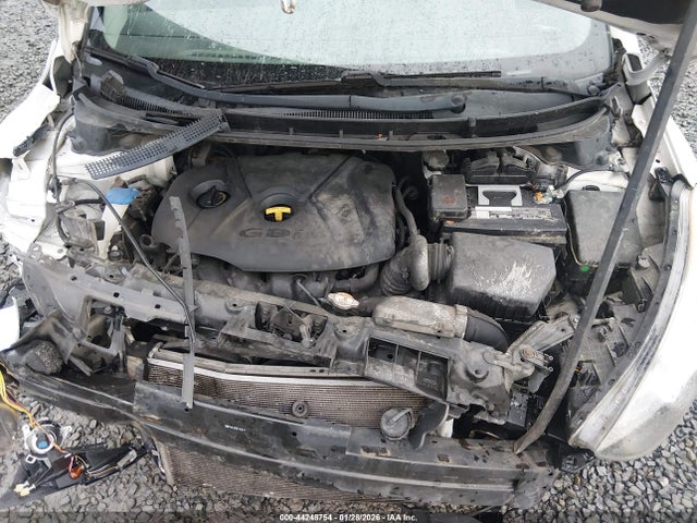 KMHD35LH9EU182090 Hyundai ELANTRA GT