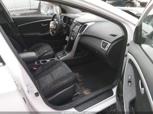 KMHD35LH9EU182090 Hyundai ELANTRA GT