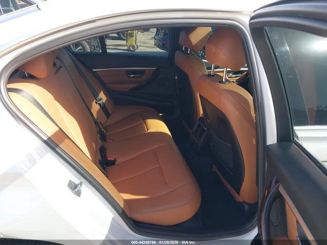 2017 BMW 330I WBA8D9G5XHNU60064 Photo 7