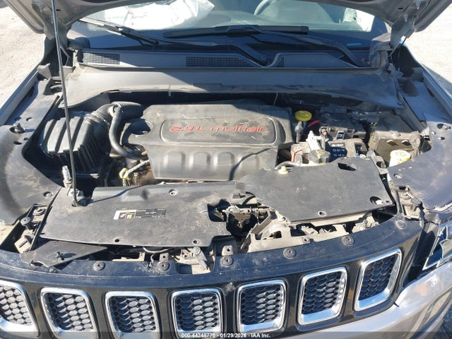 3C4NJCAB1JT250789 Jeep Compass Sport Fwd