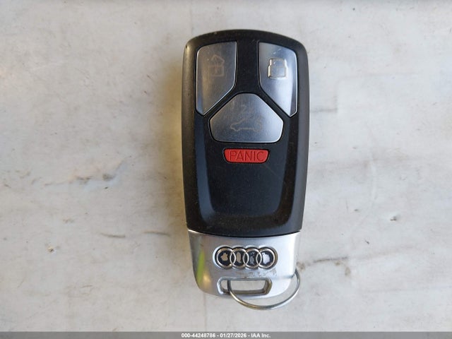 2019 AUDI A4 WAUDNAF46KA035249 Photo 10