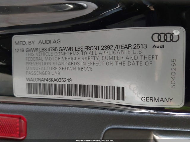 2019 AUDI A4 WAUDNAF46KA035249 Photo 8